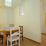 דירה Local! Maria Typical Home, Near Flea Market *