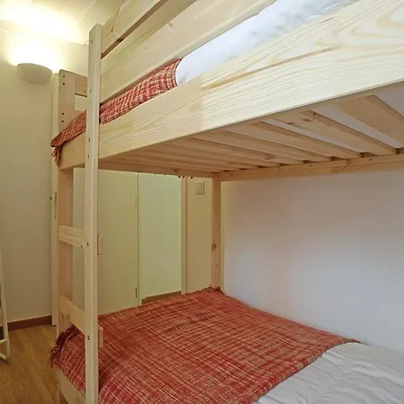 Local! Maria Typical Home, Near Flea Market Lisboa