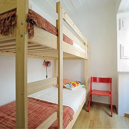 Local! Maria Typical Home, Near Flea Market *