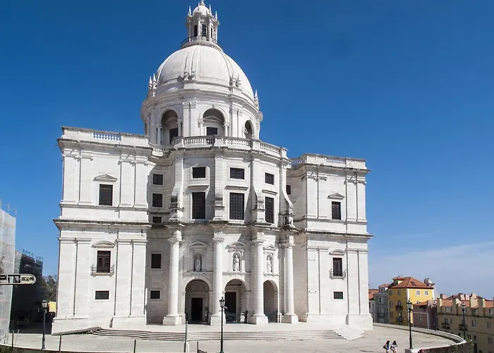Local! Maria Typical Home, Near Flea Market شقة Lisboa
