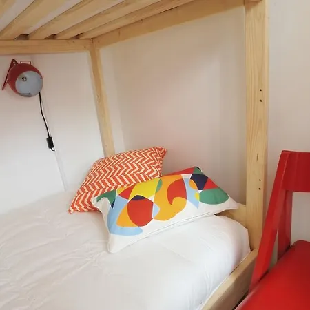 Local! Maria Typical Home, Near Flea Market Apartment Lissabon