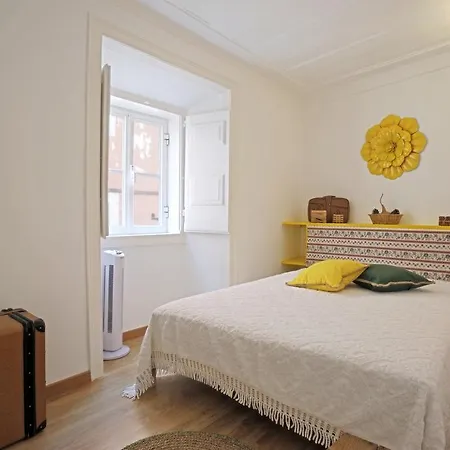 Appartamento Local! Maria Typical Home, Near Flea Market *