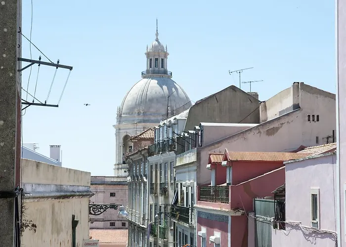 شقة Local! Maria Typical Home, Near Flea Market Lisboa
